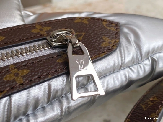 MAXI LOUIS BUMBAG VUITTON 0817